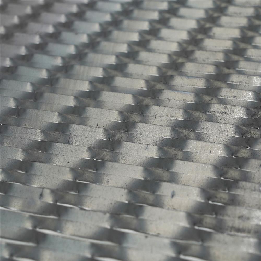 ตะแกรงเหล็กฉีก วีแอนด์พี G-10