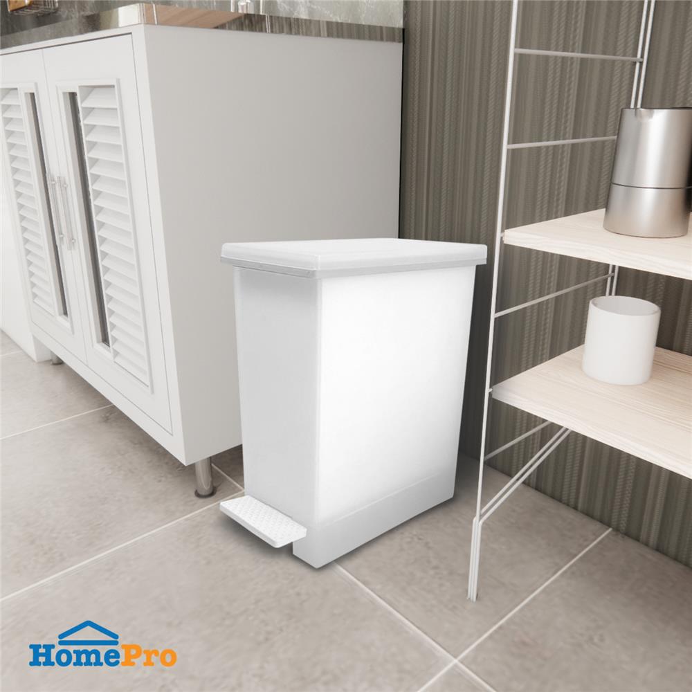 ถังขยะเหยียบ ACCO SAAN 20 ลิตร สีขาวขุ่น