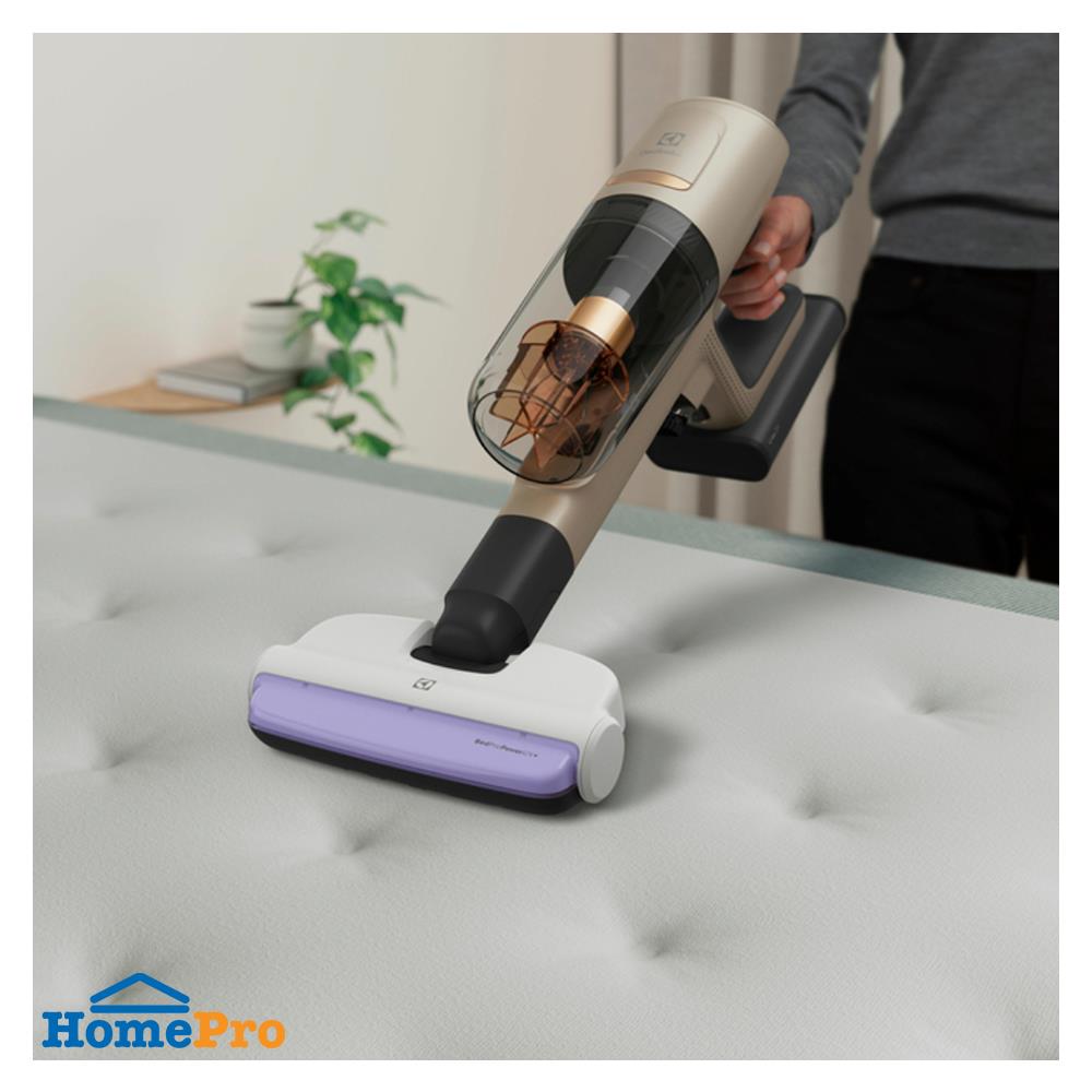 เครื่องดูดฝุ่นแบบด้าม ELECTROLUX EFP91825