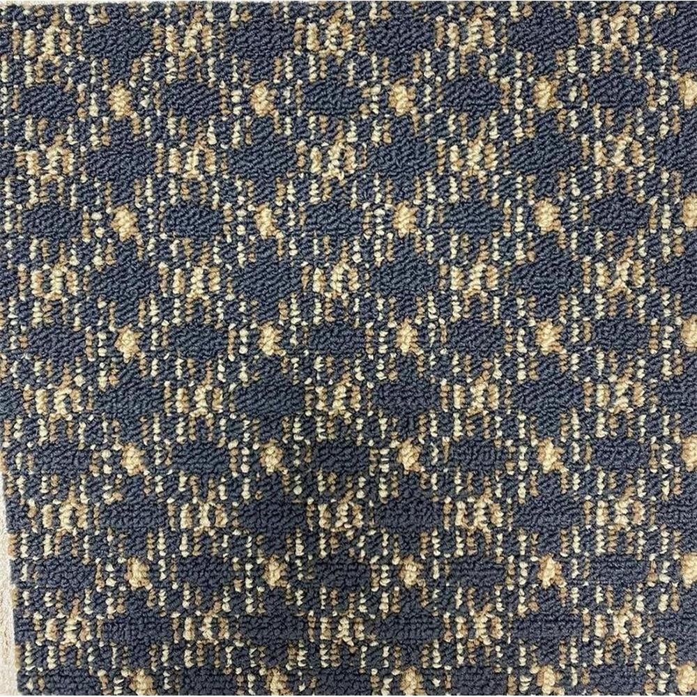 พรม ROYAL THAI MATRICE 120X180 ซม. สีเทา