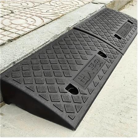 พลาสติกปีนฟุตบาท RIGHT 50x27x10 ซม. สีดำ_4
