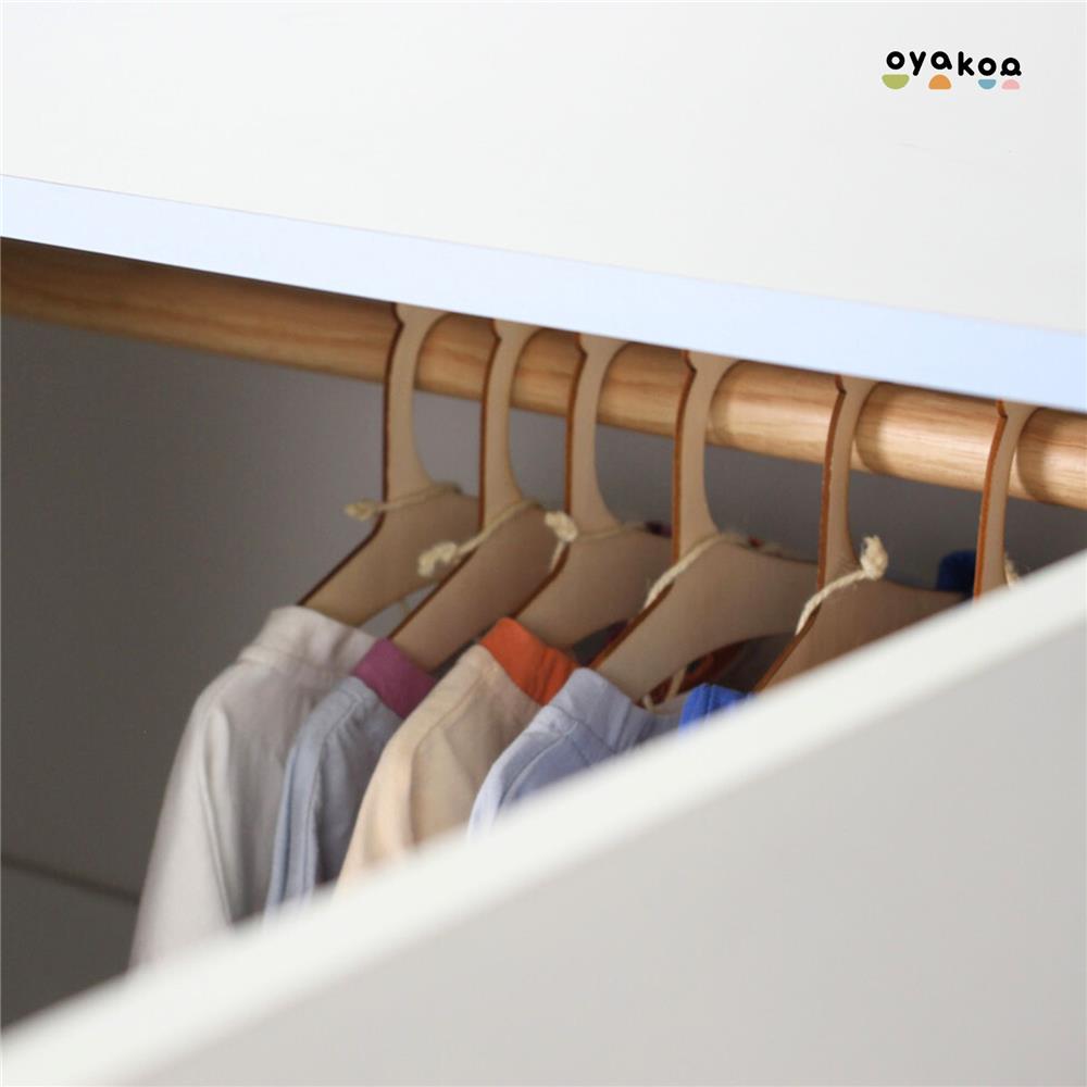 ตู้เสื้อผ้าสำหรับเด็ก 2 บานเปิด OYAKOO CARTER สีขาว/ชมพู