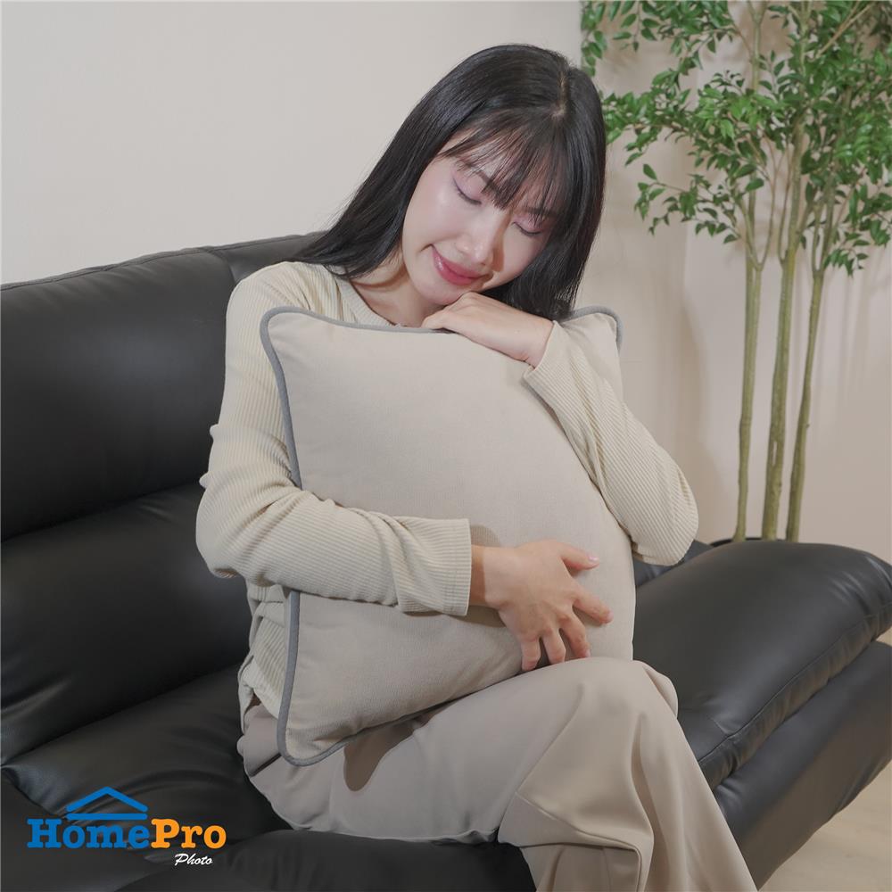 หมอนอิง HOME LIVING STYLE ZEN 17X17 นิ้ว สีครีม
