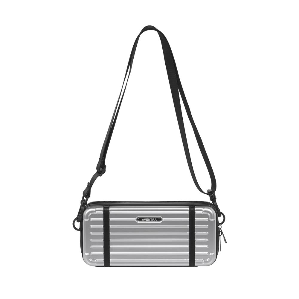 กระเป๋าสะพาย 26 ซม. AVENTRA BOSTON สีเงิน