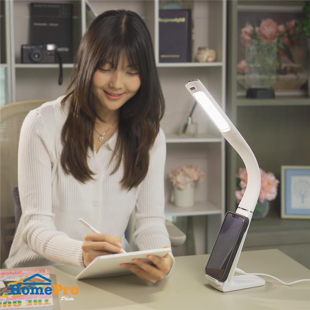 ไฟอ่านหนังสือ LED CARINI MT15-3685WH 7 วัตต์ สีขาว