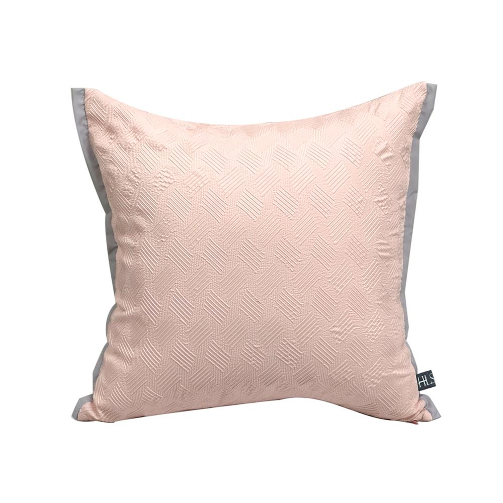 หมอนอิง HOME LIVING STYLE CROSBY 17X17 นิ้ว สีชมพู