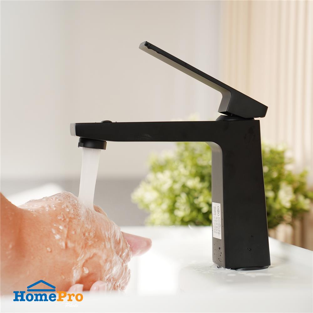 ก๊อกอ่างล้างหน้าเดี่ยว MOYA PLUS 8003-1 สีดำ