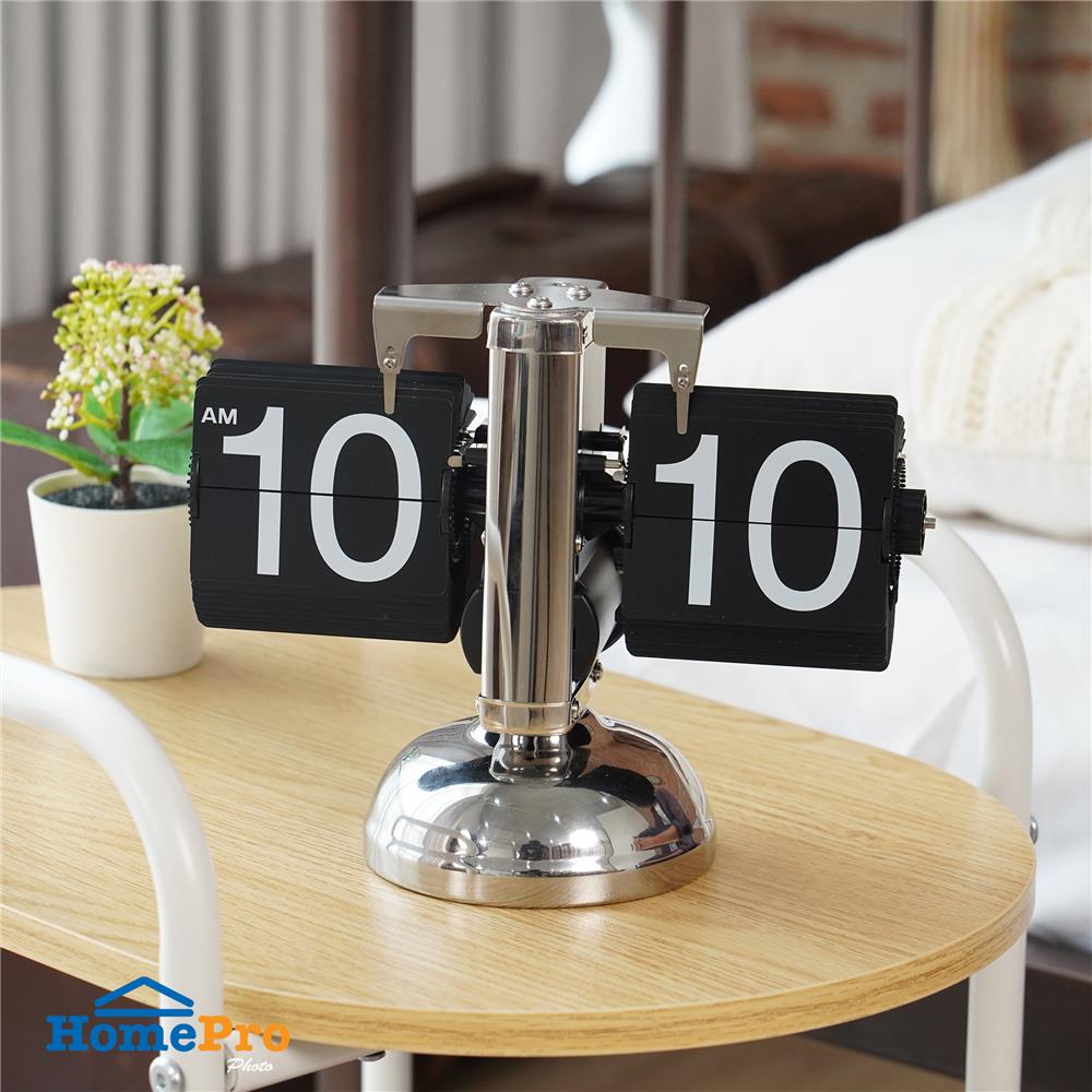 นาฬิกาตั้งโต๊ะเหล็ก SNAZZ MC1 8.6x6.4 นิ้ว สีเงิน