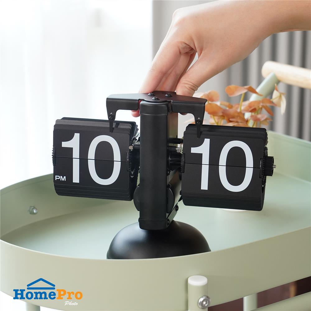 นาฬิกาตั้งโต๊ะเหล็ก SNAZZ MC1 8.6x6.4 นิ้ว สีดำ