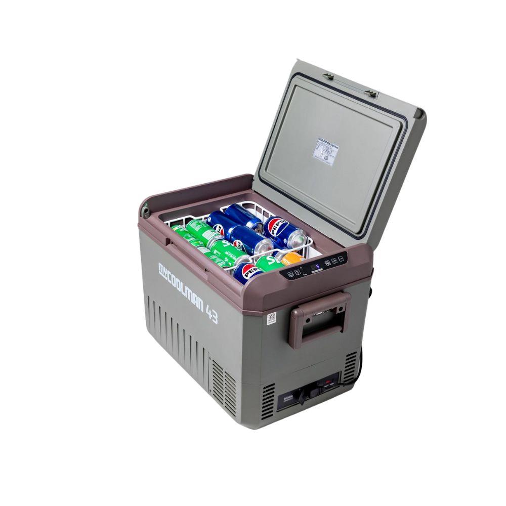 ตู้แช่แข็งพกพา MYCOOLMAN MCMR43 43 ลิตร สีเขียว/น้ำตาล