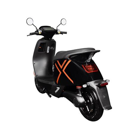 รถจักรยานยนต์ไฟฟ้า EM QAREZ 2000W สีดำ/ส้ม_6