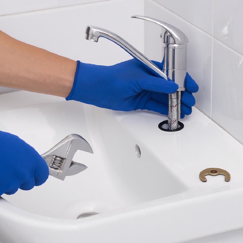 บริการแก้ไขอ่างล้างหน้ารั่วซึมพร้อมติดตั้งชุดท่อน้ำทิ้ง